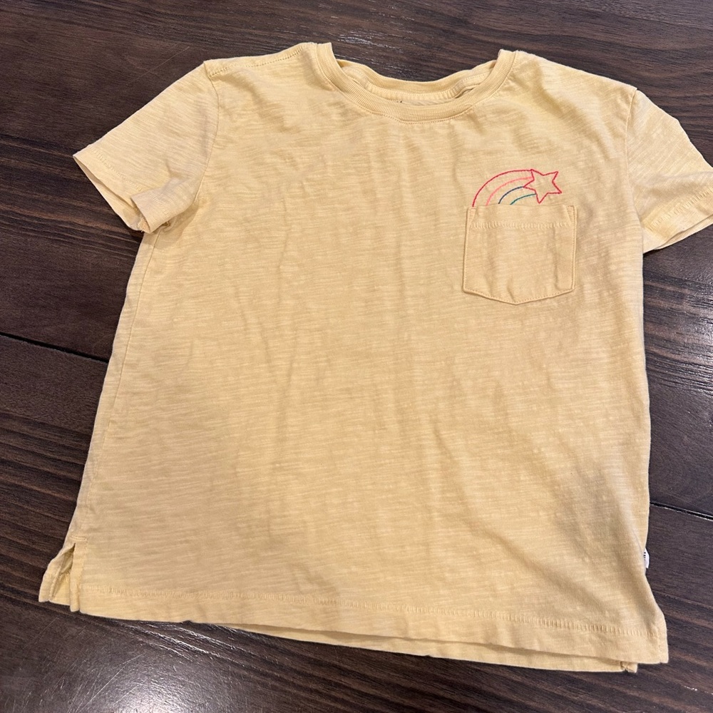 GAP KIDS GIRLS LIGHT YELLOW TEE SIZE L
